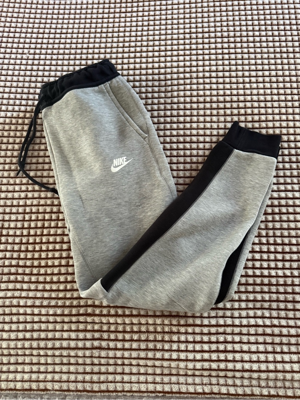 Nike grey sweatpants